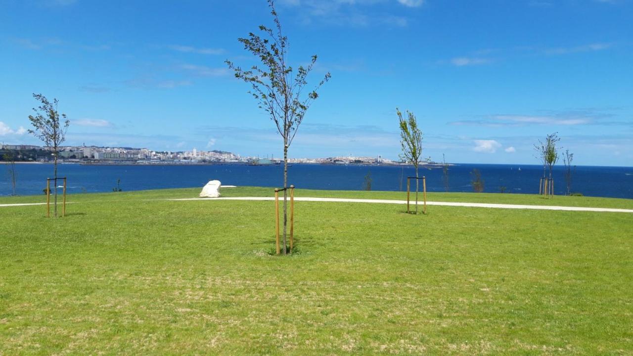 Luminoso Y Acogedor Apartamento En La Playa Oleiros Exteriér fotografie
